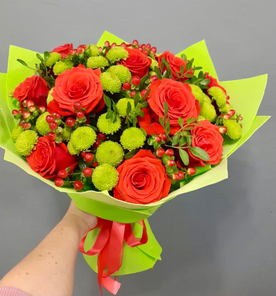 Букет цветов из: Хризантемы и Розы в Сытьково