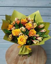Букет цветов из:  Альстромерии и Розы в Сытьково