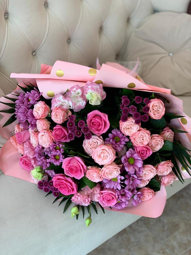 Букет цветов из: Хризантемы, Розы и Лизиантусы в Сытьково