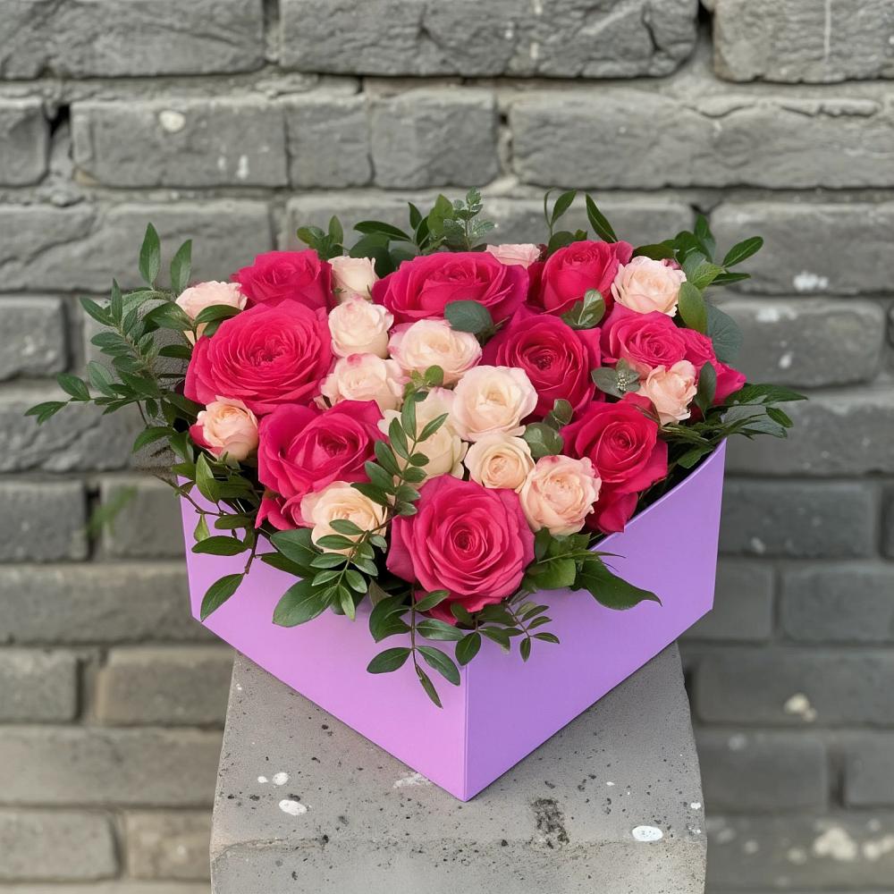 Цветочная композиция из Розы в коробке в Сытьково