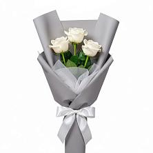 Букет 3 белые розы в Сытьково