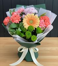 Букет цветов из:  Гвоздики, Розы, Герберы и Хризантемы в Сытьково