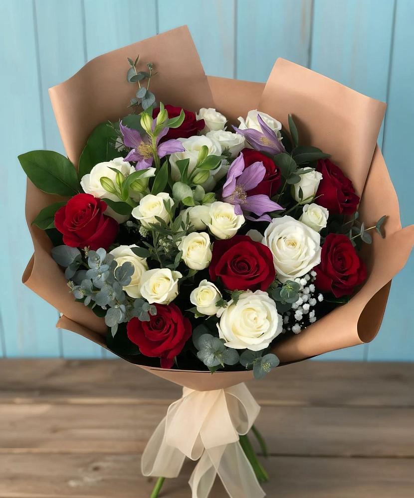 Букет цветов из: Розы и Альстромерии в Сытьково